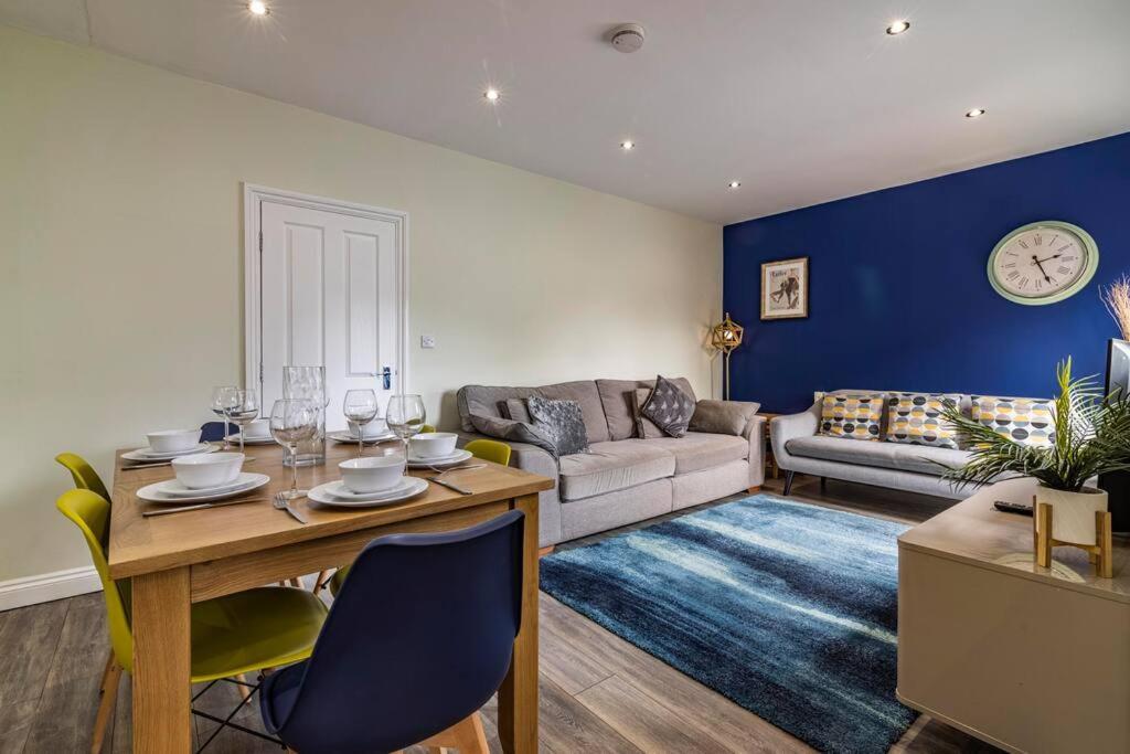 Dovecote House Beeston Private Parking 15Mins From Nottingham City Centre Close To Qmc Hospital Exterior foto