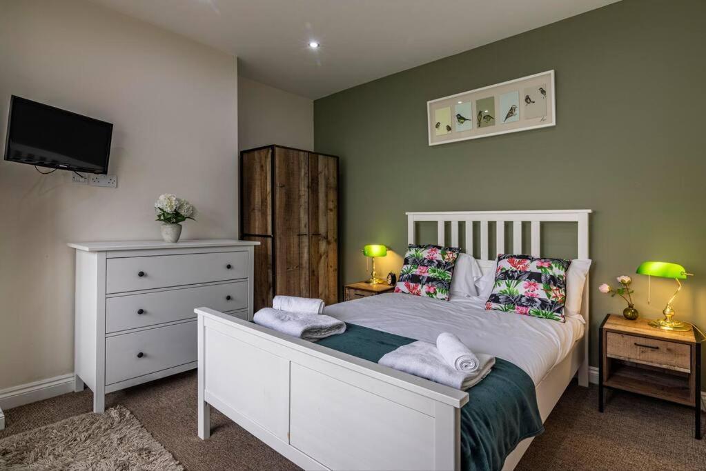 Dovecote House Beeston Private Parking 15Mins From Nottingham City Centre Close To Qmc Hospital Exterior foto